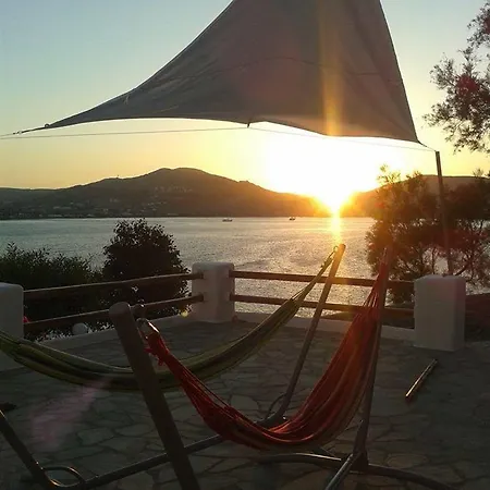 Votsalo * Naousa (Paros)