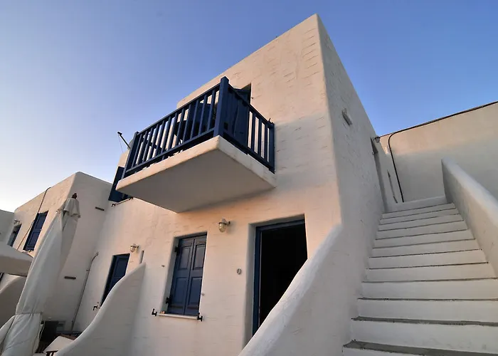 Votsalo Naousa (Paros)