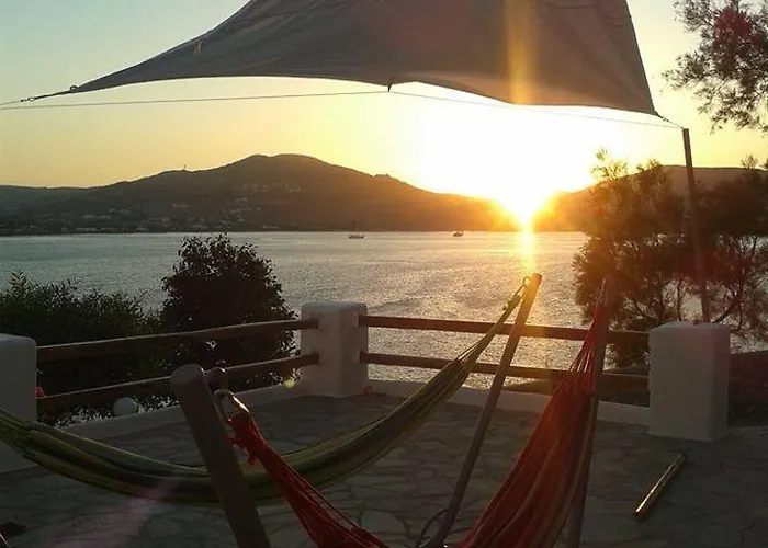 Votsalo * Naousa (Paros)