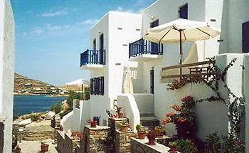 Votsalo Naousa (Paros)