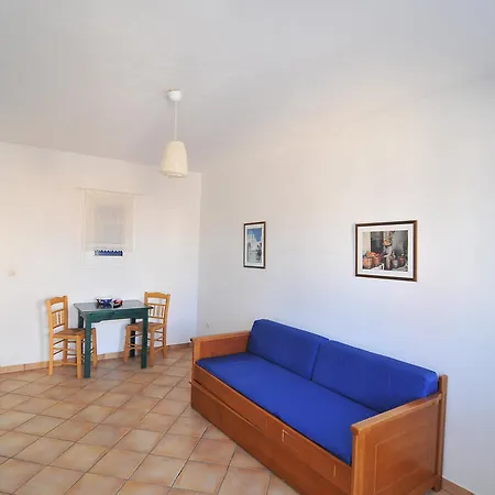 Votsalo Naousa (Paros)