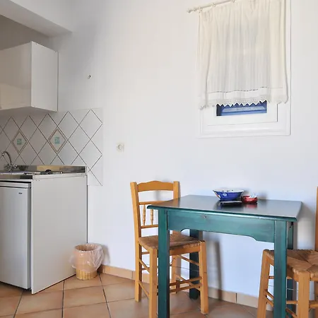 Votsalo Naousa (Paros)