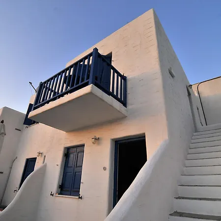 Votsalo Naousa (Paros)